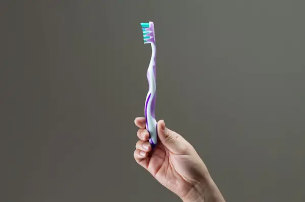 Qué tipo de cepillo dental elegir según tu caso