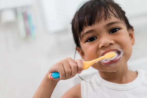 Consejos para cuidar los dientes de leche
