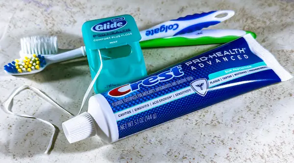 Productos de higiene bucal utilizados para el cuidado diario de los dientes