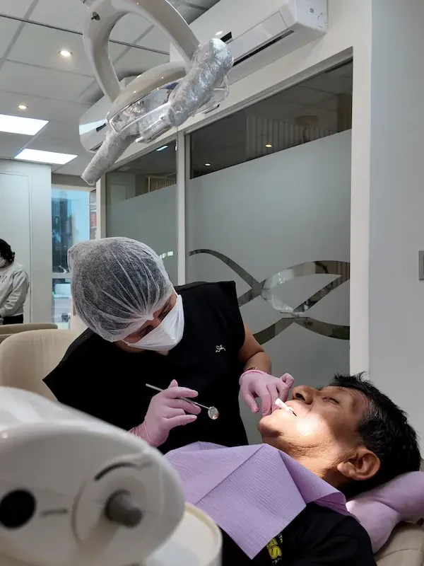 Una reparación que recupera la forma y la mordida del diente